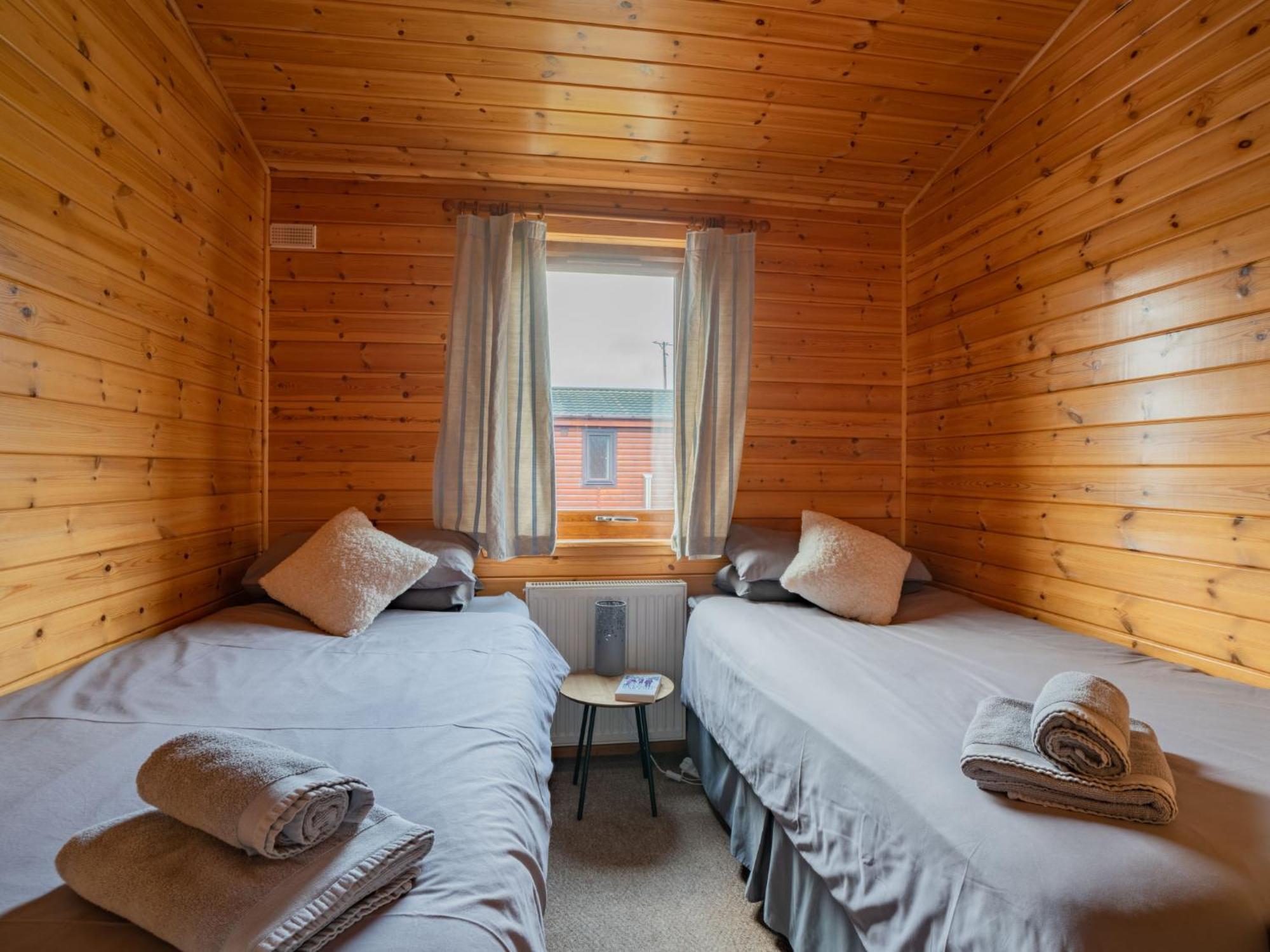 Chalet Loch Leven Lodge 10 By Interhome Kinross Eksteriør bilde